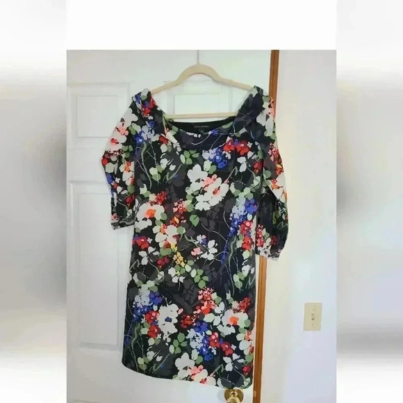 Banana Republic XS black floral dress - Picture 3 of 5